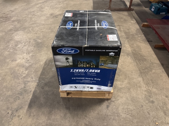 1404491-2 Gasoline-powered electric generator – Ford FOTD2500E