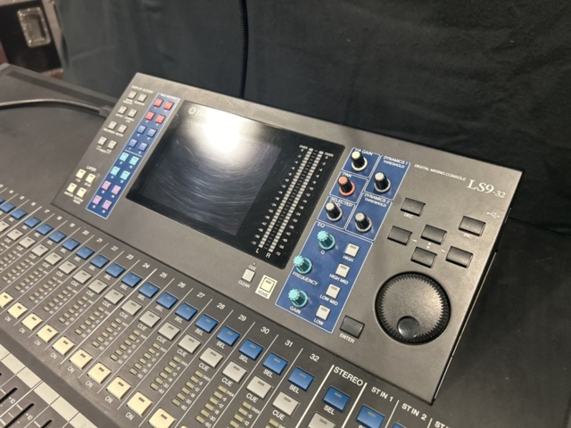 1486160-15 Digitalmixer - Yamaha LS9-32