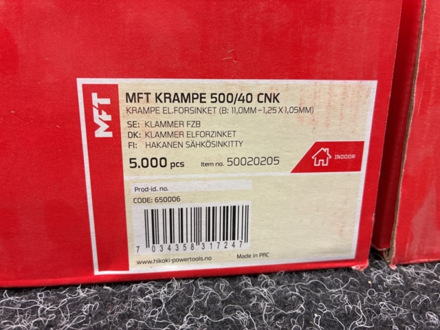 1486878-2 About 10,000 pcs. Staples 500/40, MFT