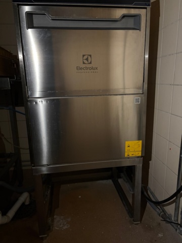 1486915-1 Dishwasher with dish racks - Electrolux Professional