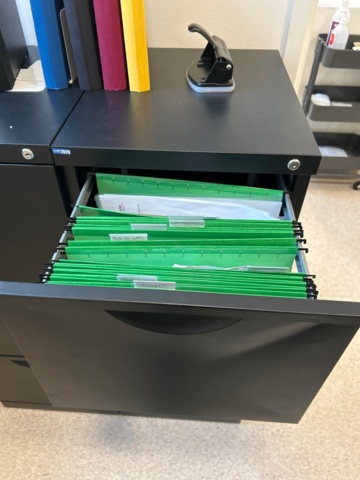 1368657-11 Everything in the office - Corner desk, filing cabinet, screen, etc.