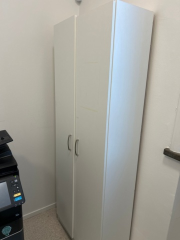 1368657-13 Everything in the office - Corner desk, filing cabinet, screen, etc.