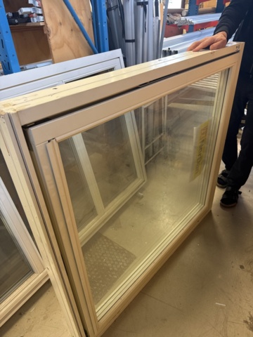 1321368-4 Pivot window 13x12 Nordan