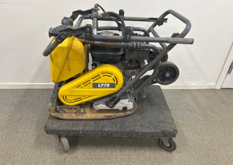 Bild som representerar auktionen - Avyttring från entreprenadföretag