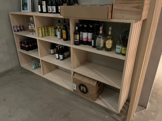 1424106-1 Collection of office furniture, printers and fire extinguishers