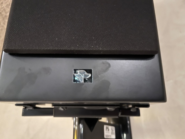 1424111-3 Wall-mounted speakers 2 pcs - Totem Kin Play