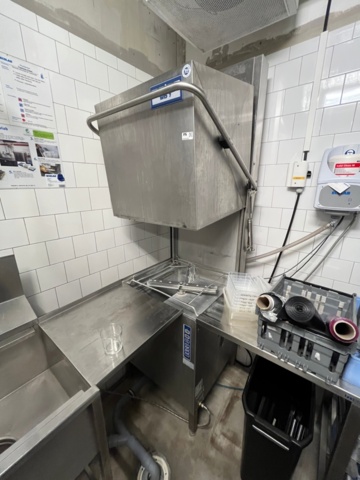 1424129-2 Diskhörna med huvdiskmaskin, avsköljning och avrinning - Wexiödisk WD-7