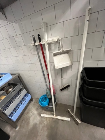 1424129-10 Diskhörna med huvdiskmaskin, avsköljning och avrinning - Wexiödisk WD-7