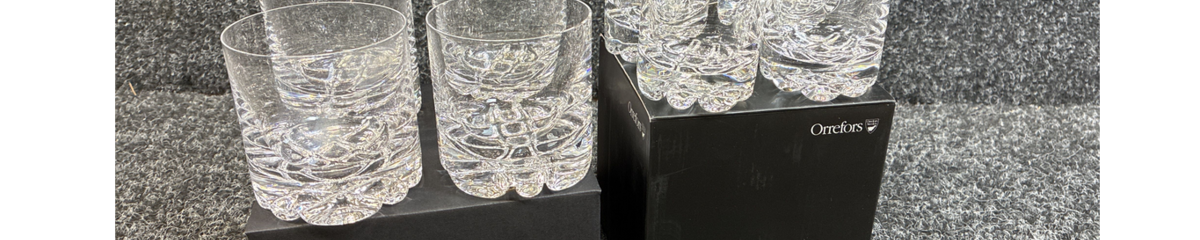 Bild som representerar auktionen - Avyttring exklusiv inredning från bl. a. Orrefors, Kosta Boda & Gant