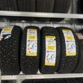 1469585-12 Various tires, approx. 120 pcs - including shelving system