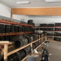1469586-3 Various used tires, approximately 200 pieces - including shelves and pallet racks