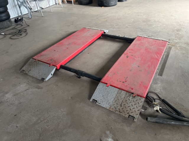 1469587-1 Scissor lift - MT-ML3000 -2023