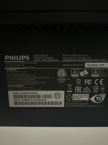 1410985-9 Kontorsinredning - Skrivbord, skärmar och kontorsstolar