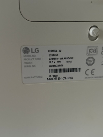 1410987-6 Kontorsinredning - Skrivbord, skärmar, fåtöljer