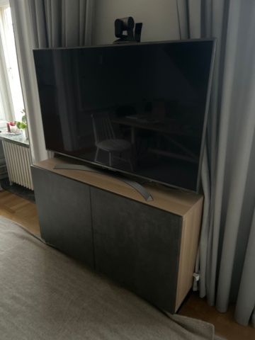 1410989-4 Office furniture - Tables, TVs, conference systems, etc.