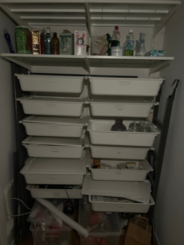 1410990-16 Loose contents in kitchen - Microwave, coffee maker, chairs, etc.