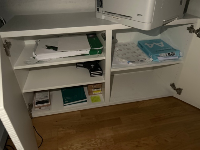 1410992-5 Multifunktionsskrivare och skåp