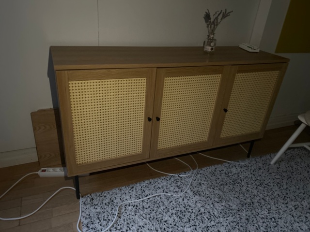 1410994-3 Tables, cabinets, whiteboards, etc.