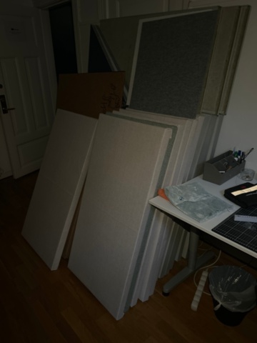 1410996-4 Everything solved in the workshop - Desk, shelves, etc.