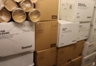 1295916 Lot of disposable materials, bowls, cups, food containers 100+ pcs.