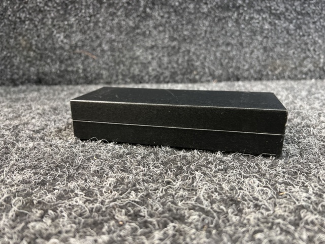 1487090-6 Approximately 1200 cases