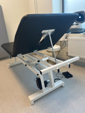 1470246-8 Treatment table – GIMA