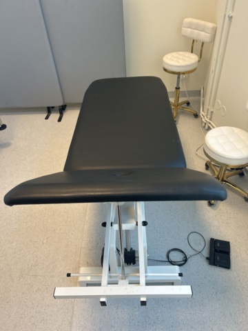 1470246-14 Treatment table – GIMA