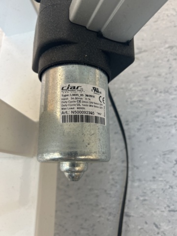 1470246-23 Treatment table – GIMA