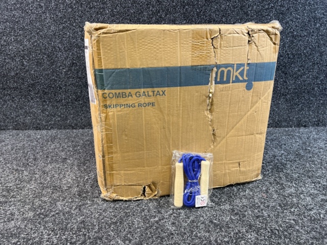 1487620-2 About 200 jump ropes