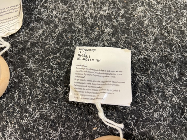 1487621-3 About 400 Jojos