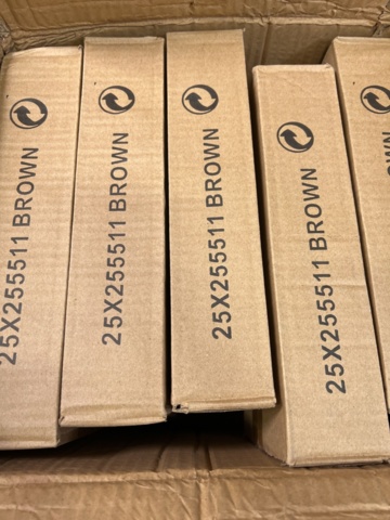 1487621-5 About 400 Jojos