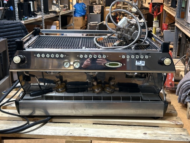 1457505-1 Espresso machine - La Marzocco GB5 3 AV, -2012