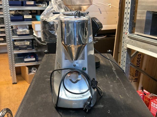 1457506-1 Coffee grinder