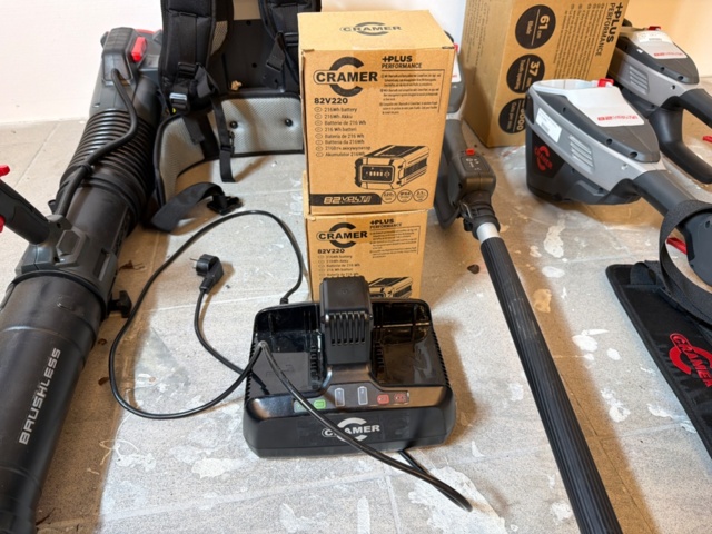 1487687-5 Cramer garden package, 5 machines, 2 batteries and charger