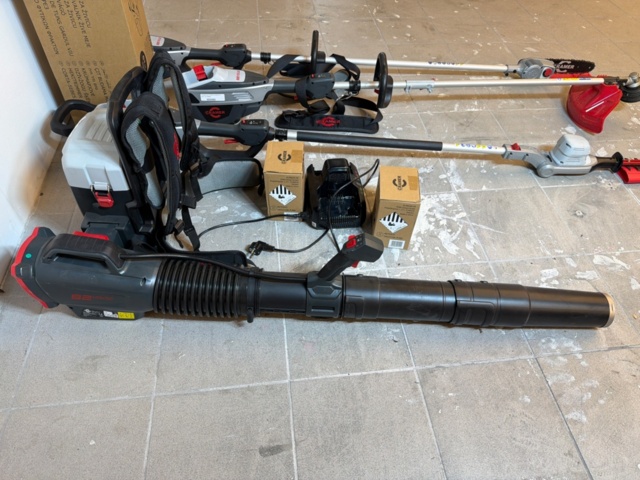 1487687-9 Cramer garden package, 5 machines, 2 batteries and charger