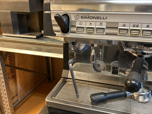 1457510-6 Espresso machine - Nuova Simonelli Appia II V GR 2L