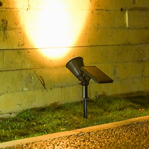 1487769-3 4 pcs Solar spotlight 7 LED - Free shipping