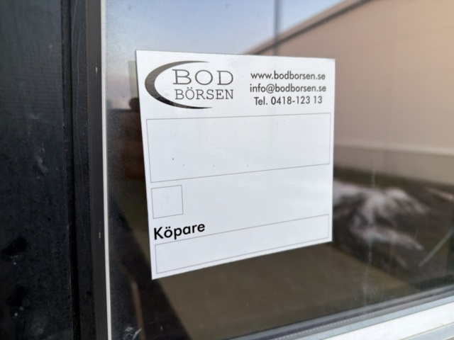 1488107-6 Staff shed for 6 people in good condition