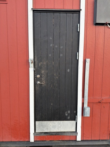 1488107-14 Staff shed for 6 people in good condition