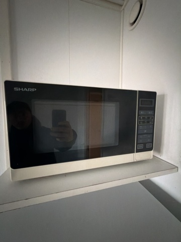 1488107-28 Staff shed for 6 people in good condition