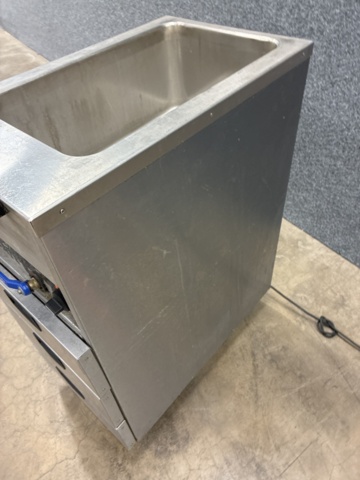 1488221-12 Stainless steel heated trolley, Electro thermo
