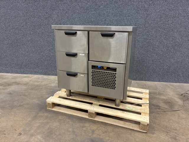 1488222-1 Refrigerated counter, Porkka