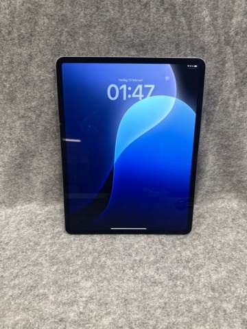 1442283-1 Tablet with Magic Keyboard and accessories - Apple iPad Air 13" (M2, 2024)