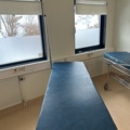 1453363-5 Operationsbrits med ställning - SIO Sjukvårdsprodukter