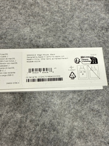 1442282-9 Laptop with Magic Mouse and accessories - Apple MacBook Pro 14" (M4, 2024)