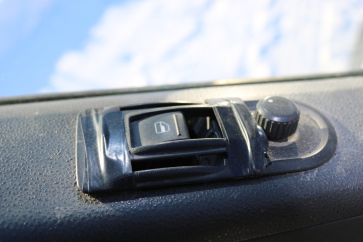 1416799-70 Volkswagen Transporter Chassis Cab T30 2.0 TDI. 2013