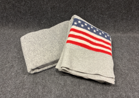 Image representing the auction - Sale of wool blankets