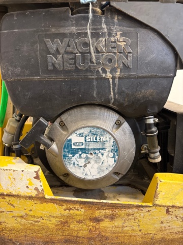 1482202-2 Soil vibrator - Wacker Neuson with diesel engine Hatz 1B30-2