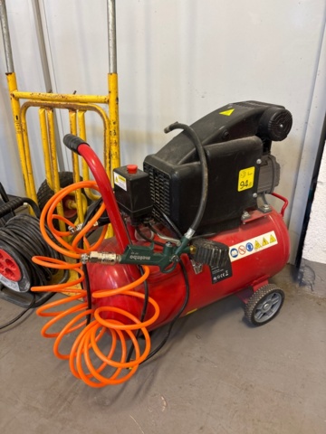 1482203-2 Construction and workshop equipment - compressor, sack truck, winches and rebar