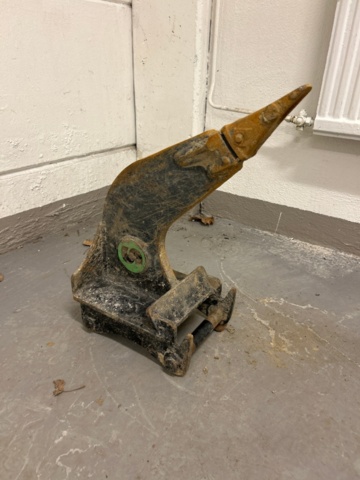 1482225-1 Frost hook